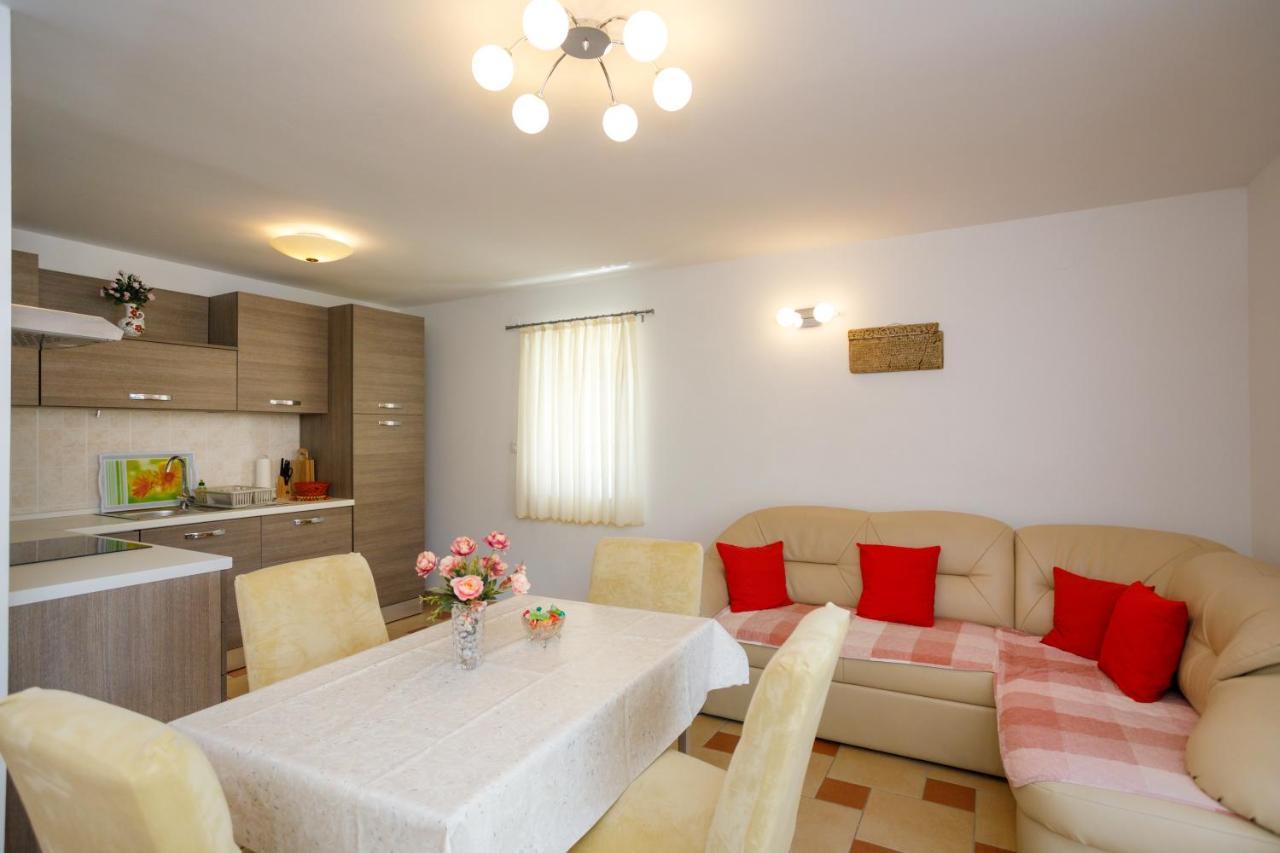 Apartmani Bakran Krk Town Kültér fotó