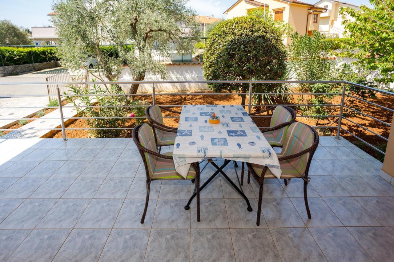 Apartmani Bakran Krk Town Kültér fotó