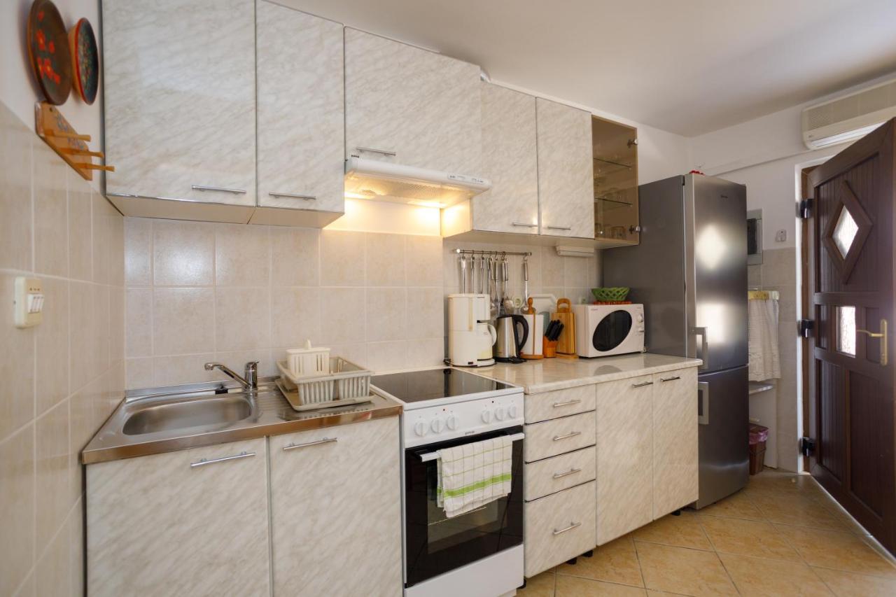 Apartmani Bakran Krk Town Kültér fotó