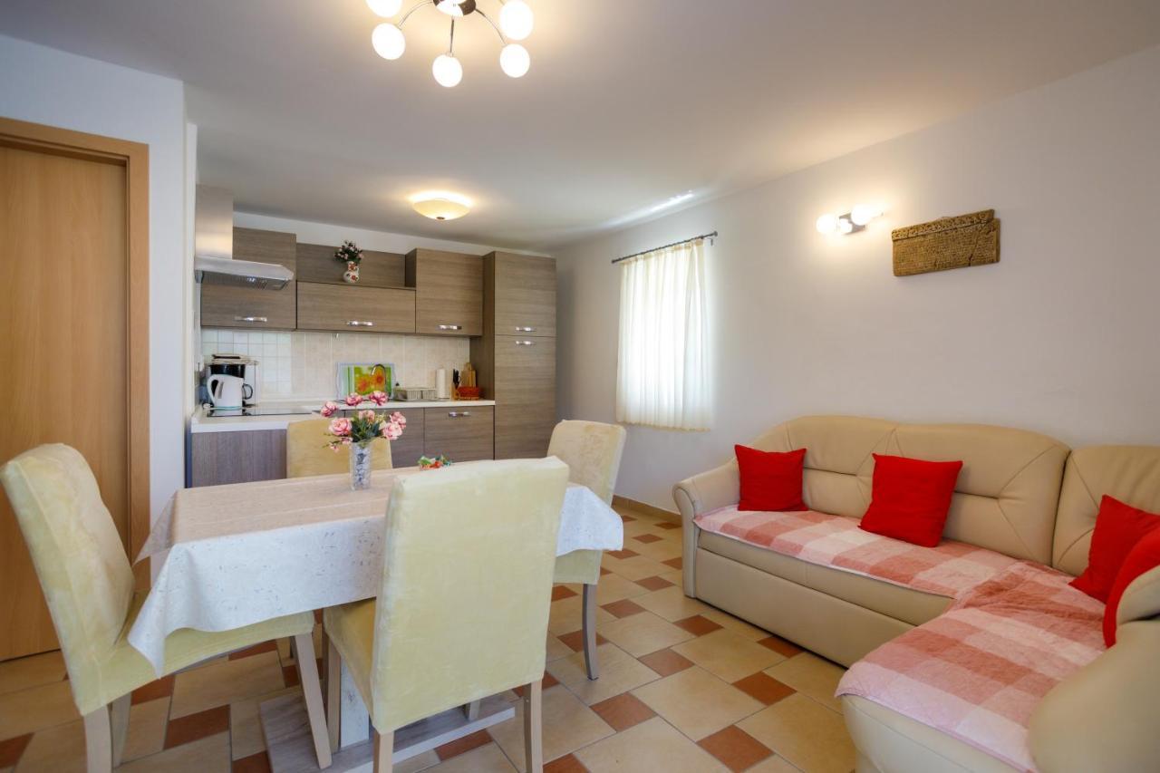 Apartmani Bakran Krk Town Kültér fotó
