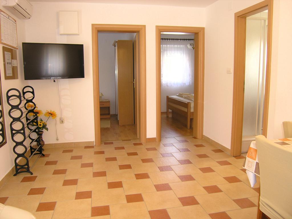 Apartmani Bakran Krk Town Kültér fotó